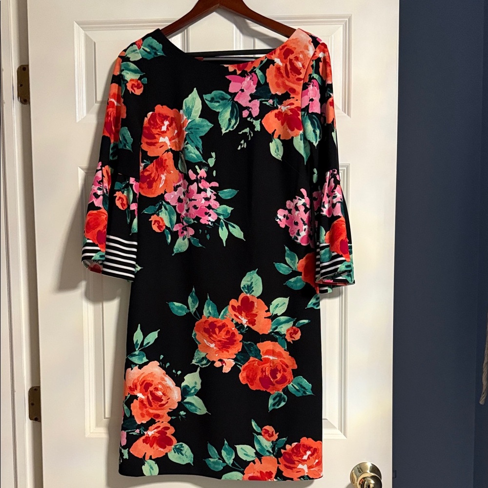 Jessica Howard Black Floral Long Sleeve Dress